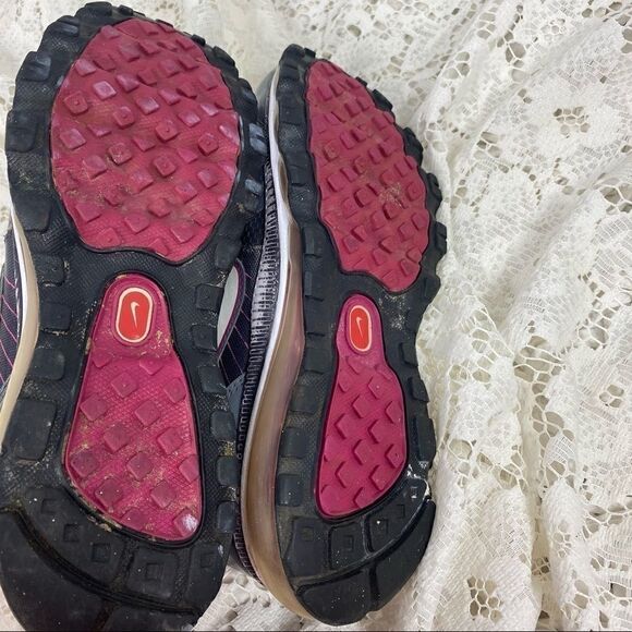 Nike Airmax 2010 Running Shoes - Picture 6 of 7